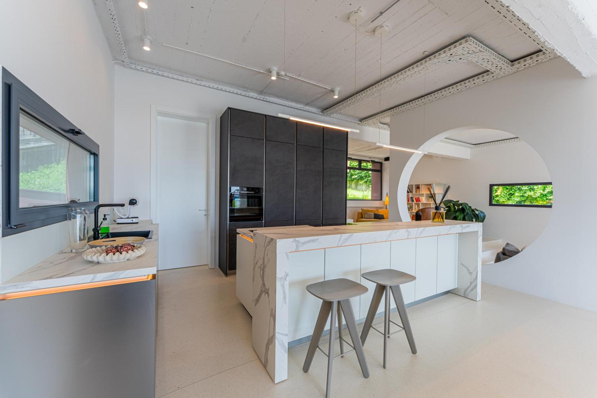 Flexible Selfcheckins 140 - The Luxurious With Private Pool In Apartman *