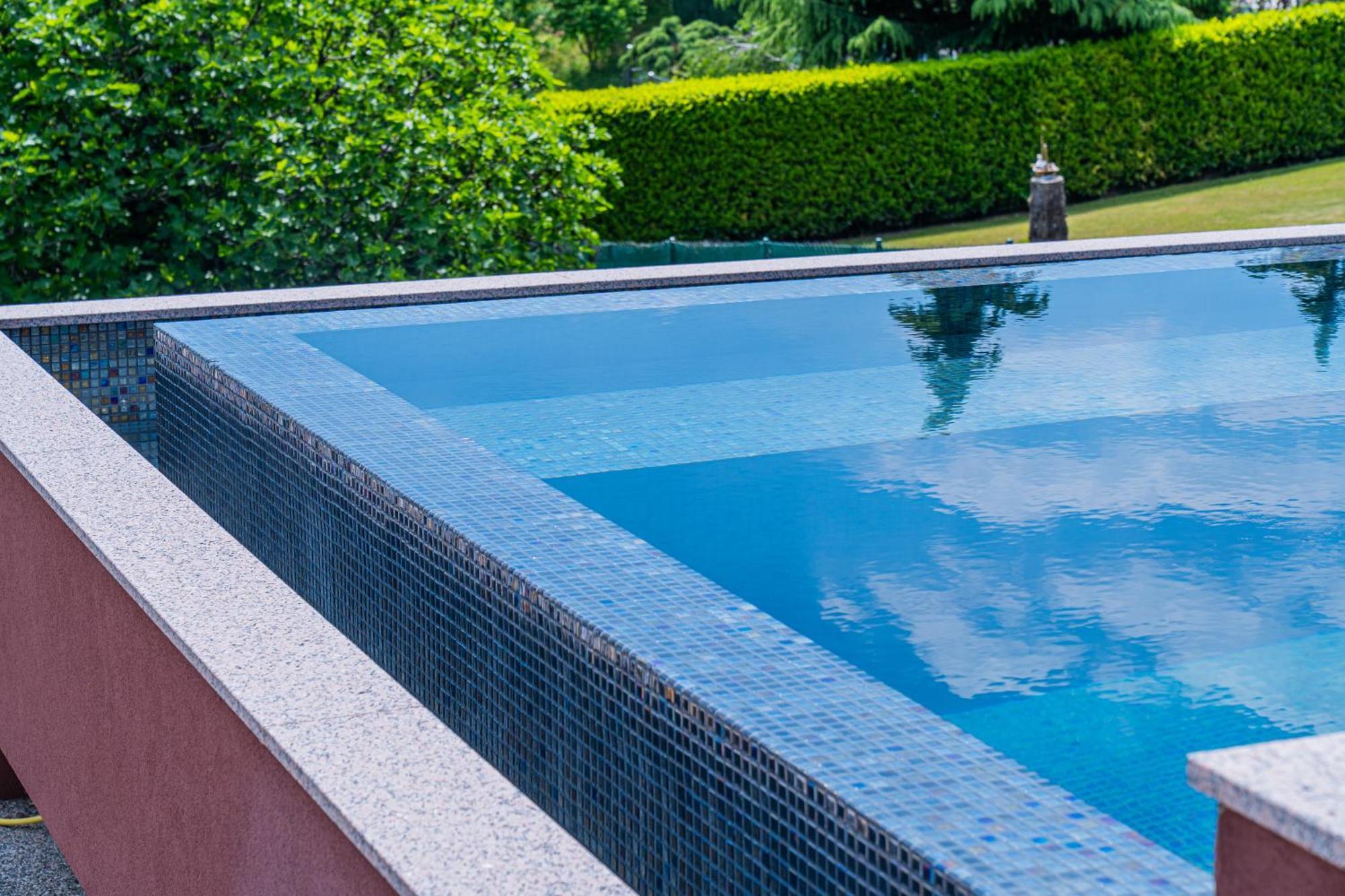 Flexible Selfcheckins 140 - The Luxurious With Private Pool In * Zagreb